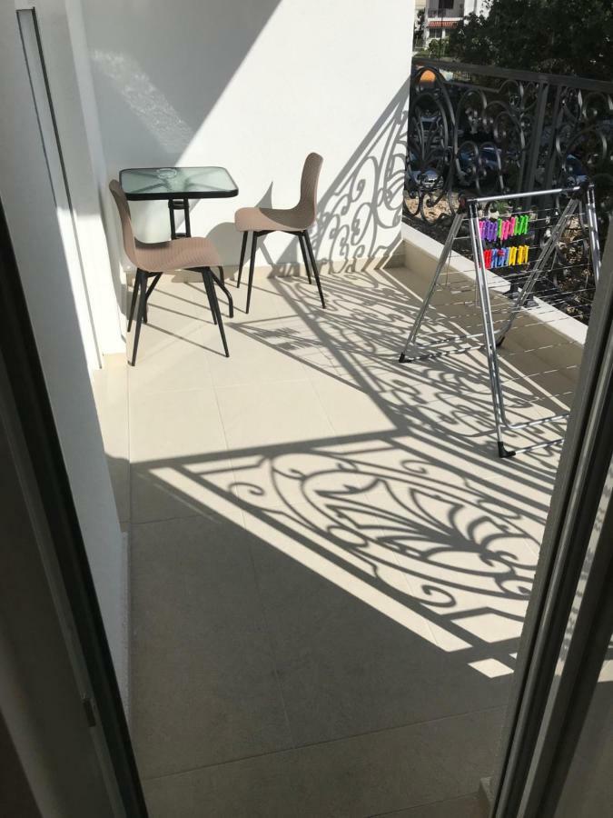 Apartments Tomic Бечичи Экстерьер фото