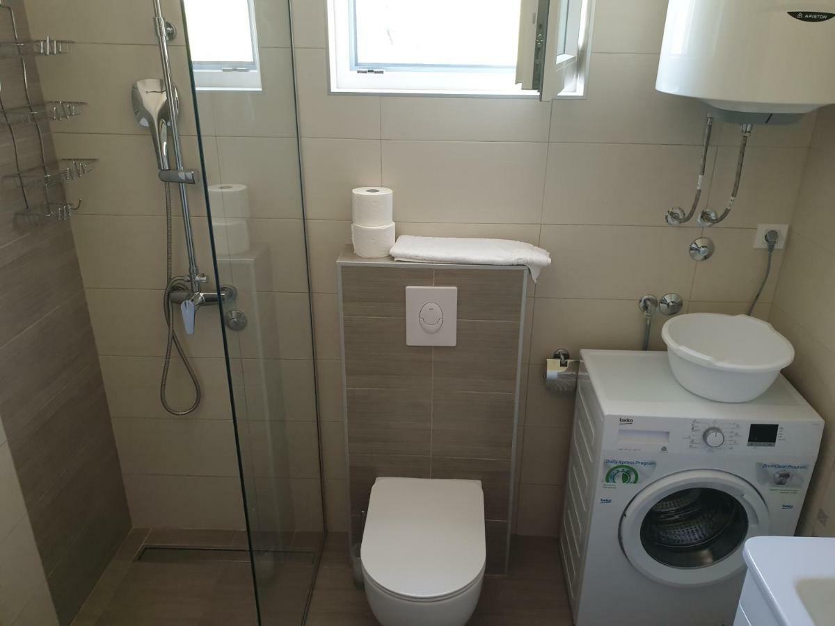Apartments Tomic Бечичи Экстерьер фото