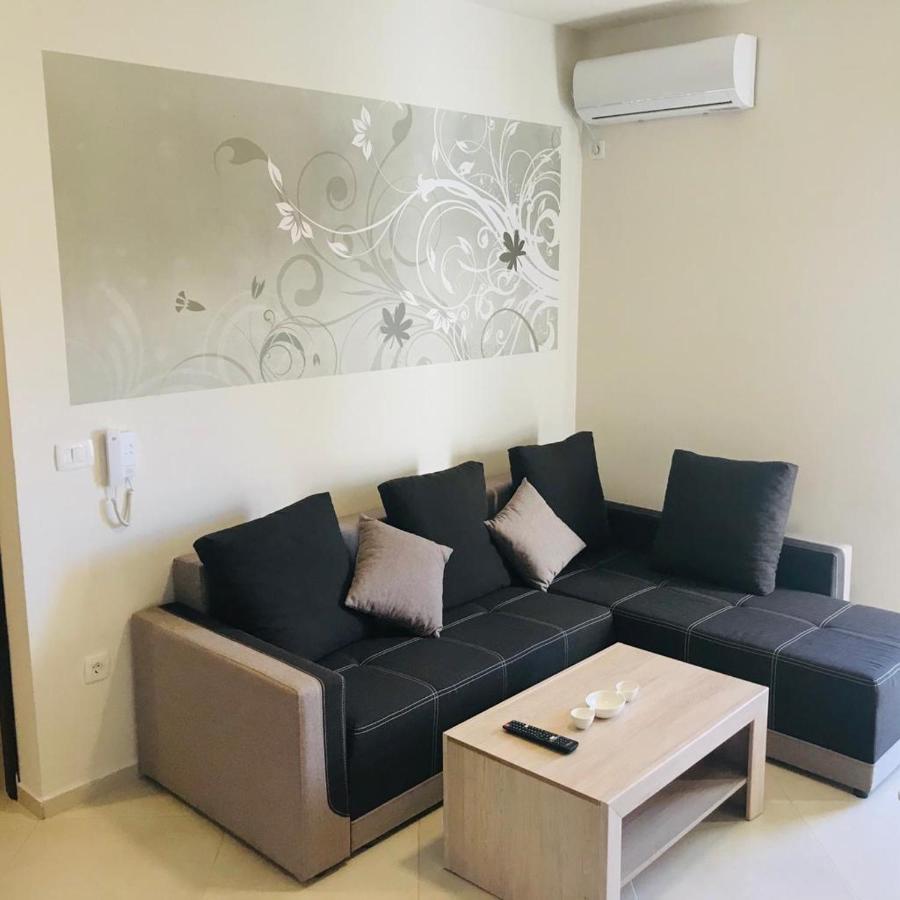 Apartments Tomic Бечичи Экстерьер фото